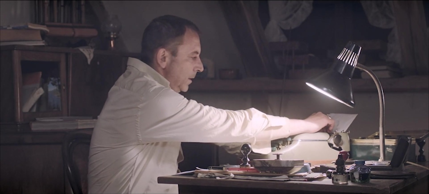 Миллионер фальсификатор. Миллионер фальсификатор. Миллионер фальсификатор. Фальсификатор / der passfälscher (the forger) / 2022. Антон бардин фальсификатор.