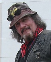 Ник Бугас (Nick Bougas)