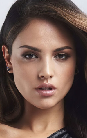Ейса Ґонсалес (Eiza González)