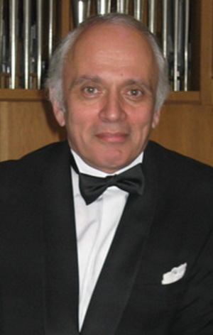 Анатолий Левин