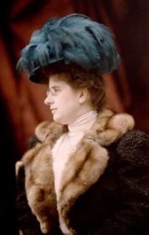 місіс Огюст Люм'єр (Mrs. Auguste Lumiere)