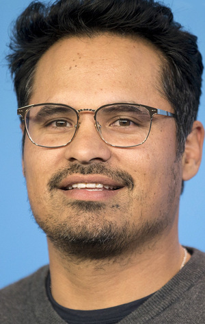 Майкл Пенья (Michael Peña)